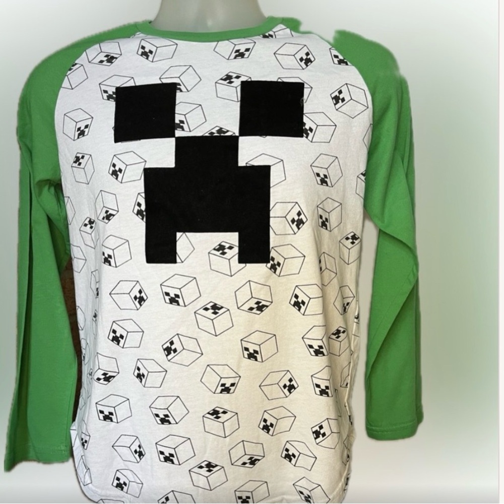 NWOT Minecraft Creeper Raglan Shirt - Kids XXL